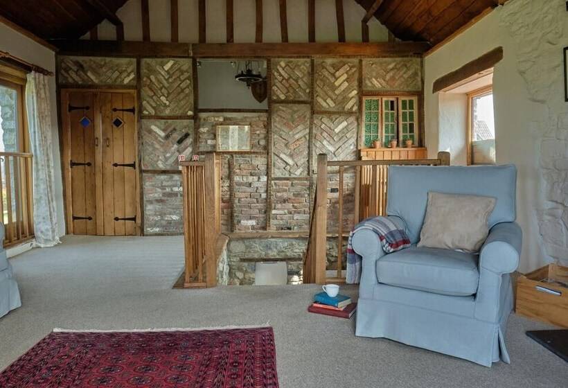 Middlewick Holiday Cottages