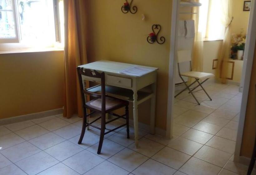 פנסיון Au Coeur De Rennes Chambres D Hôtes