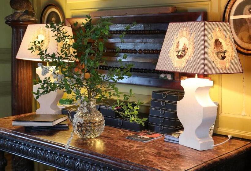 膳宿费 Château D'hodebert