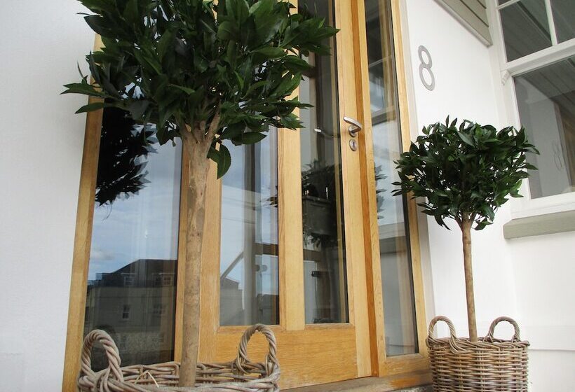 פנסיון Falmouth Bay