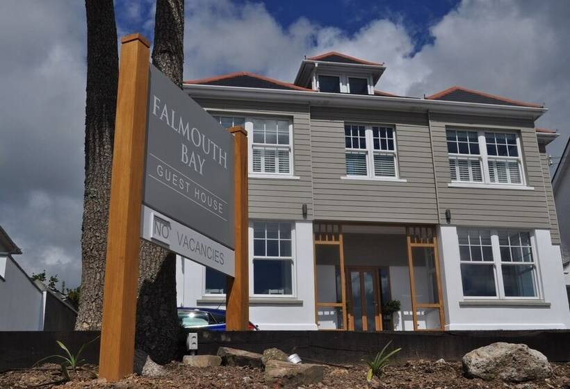 פנסיון Falmouth Bay