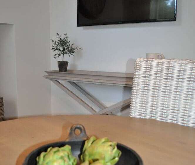 פנסיון Falmouth Bay