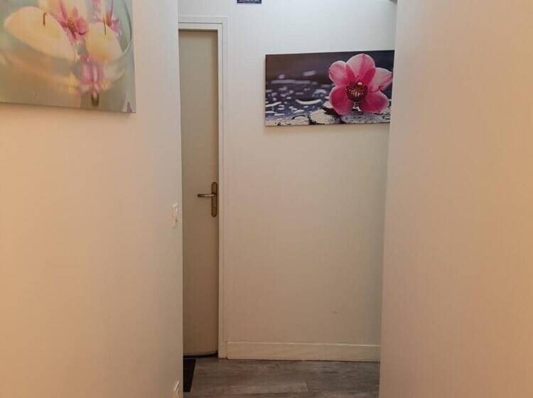 펜션 Felicidade Hostel