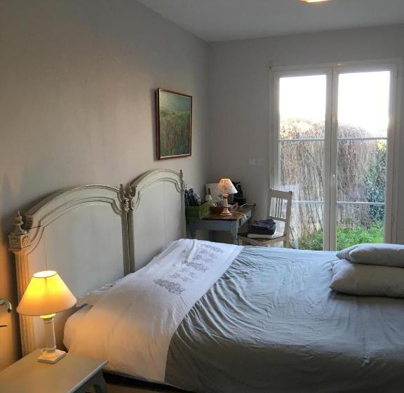 膳宿费 Homes D Opale, Caroline