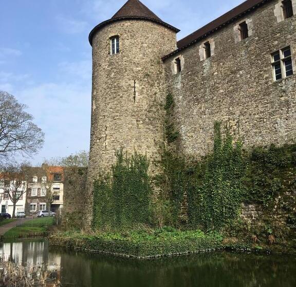 ペンション Homes D Opale, Caroline