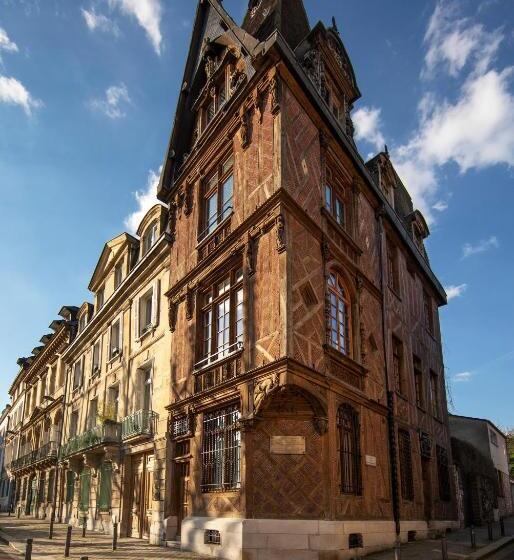 פנסיון La Maison Des Vieux Logis