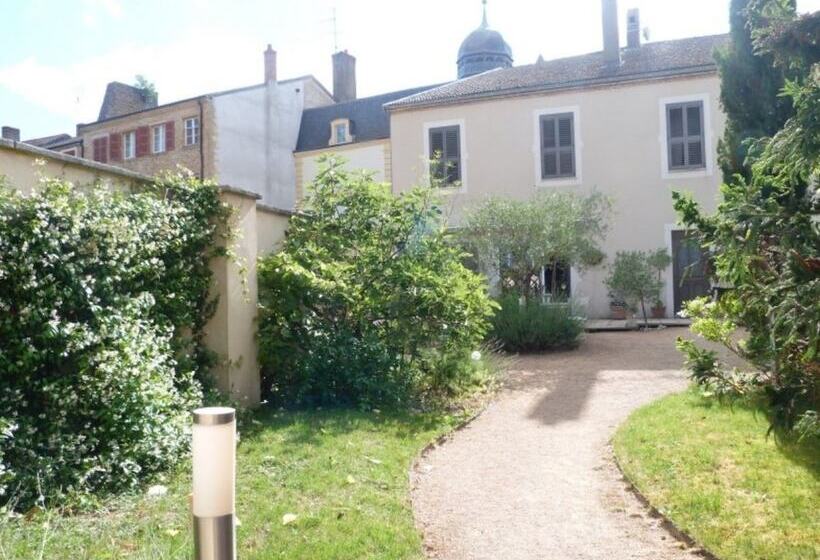 Пансион Le Clos Des Oliviers