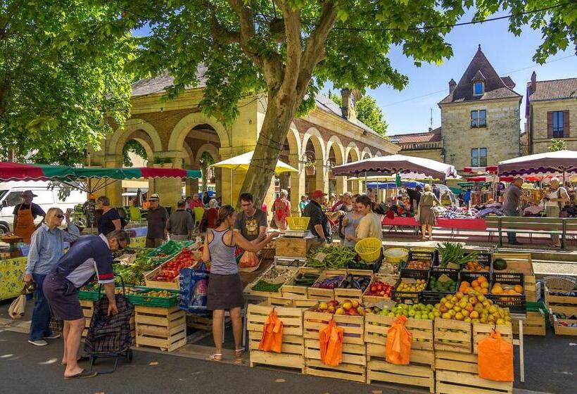 بنسيون Les Magnolias