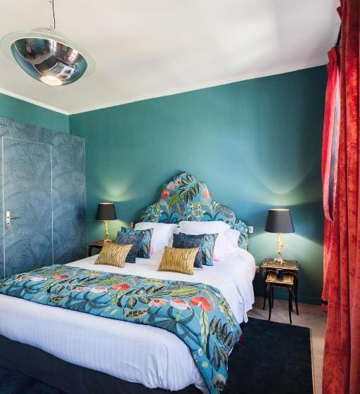 פנסיון Maison Du Collectionneur