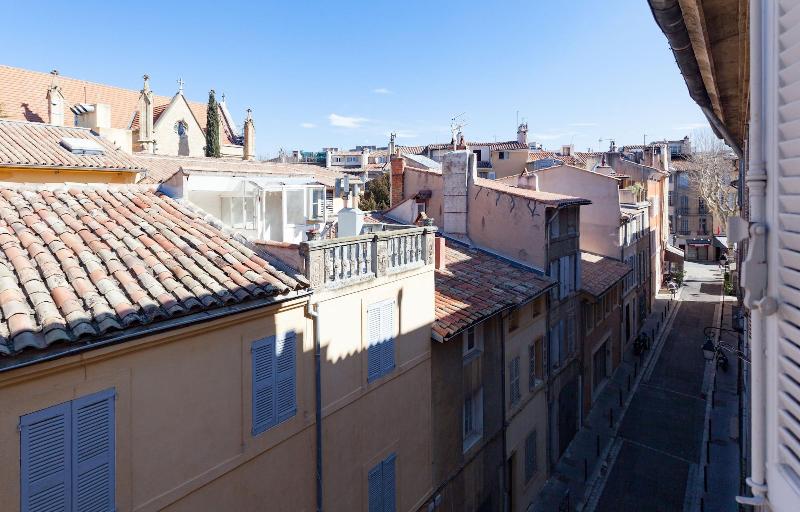 פנסיון Maison Du Collectionneur