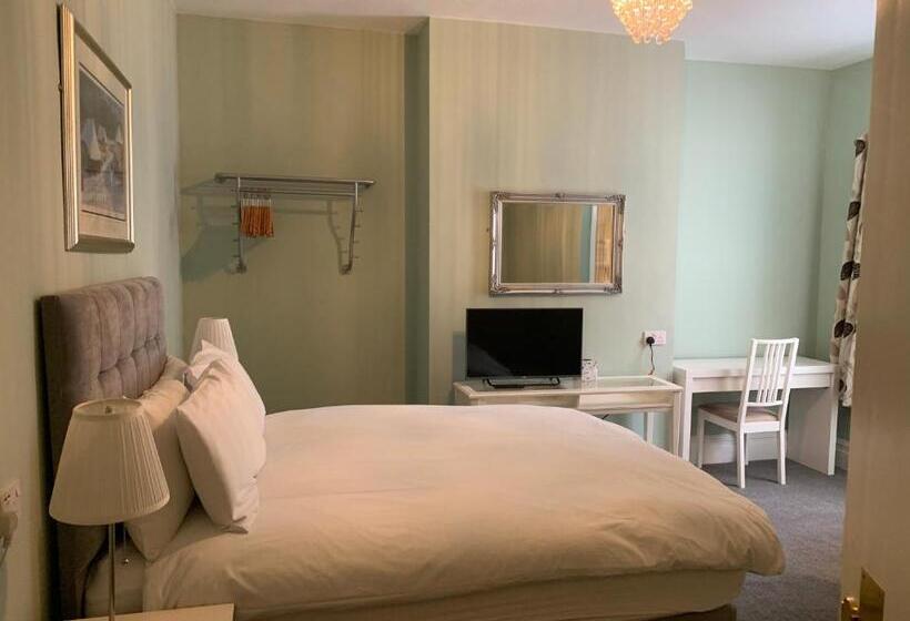 פנסיון Shrubbery Guest House