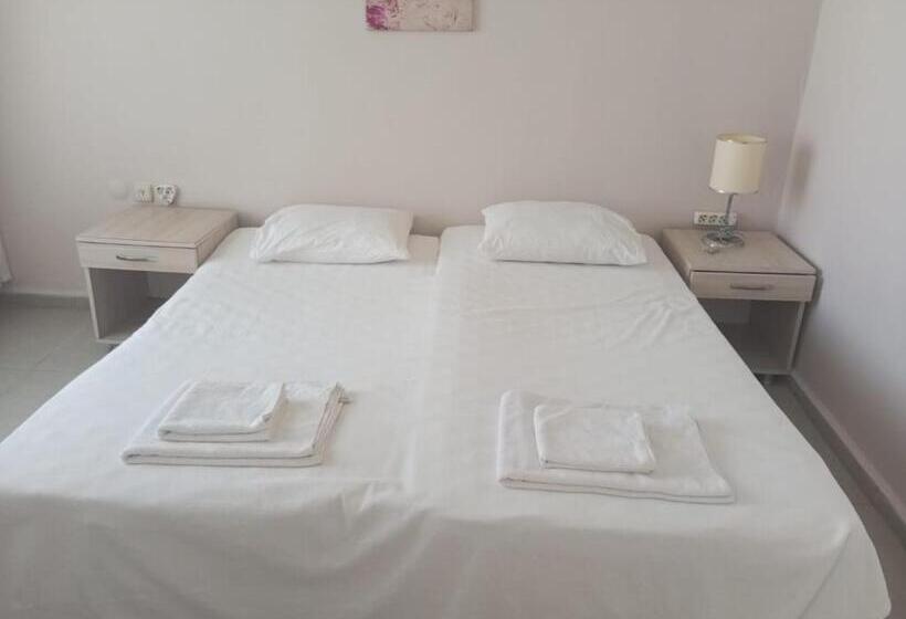 אתר נופש Kalanora Otel