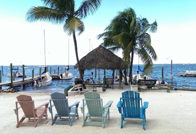 리조트 Key Largo Cottages