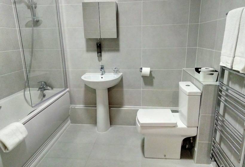 Rioshouse George Inn