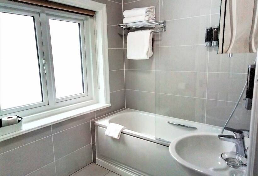 Rioshouse George Inn