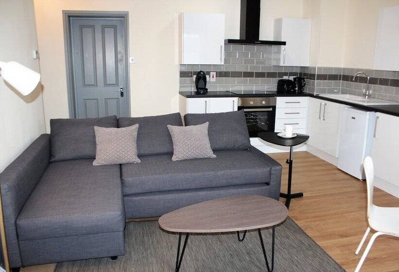 Rioshouse George Inn