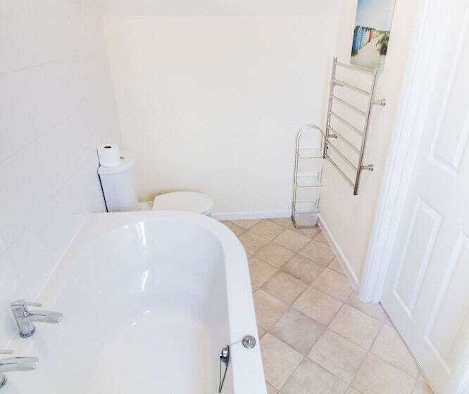 Seaview Holidays   Salterns Village