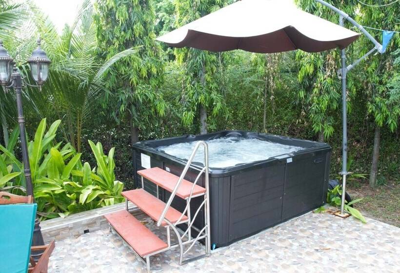 The Orchid Beach Resort At Vip Resort