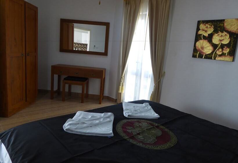 The Orchid Beach Resort At Vip Resort