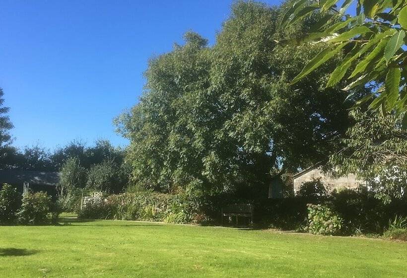 Tresowes Green Cottage