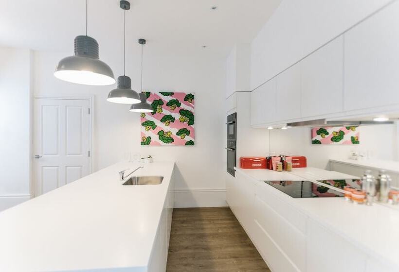 Urban Quarters Serviced Apartments