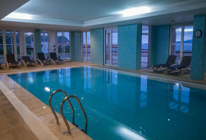 Azoris Faial Garden - Resort Hotel