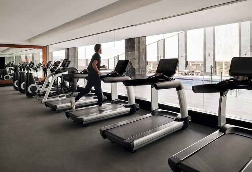 Crowne Plaza Hotel Riyadh Minhal, An Ihg