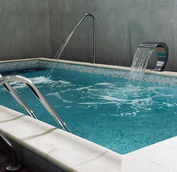 فندق Bulevard Predeal