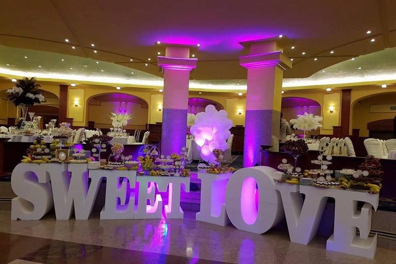 هتل Central Plaza