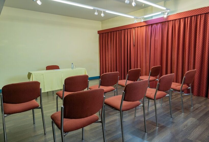 Flag Hotel Guimarães Fafe