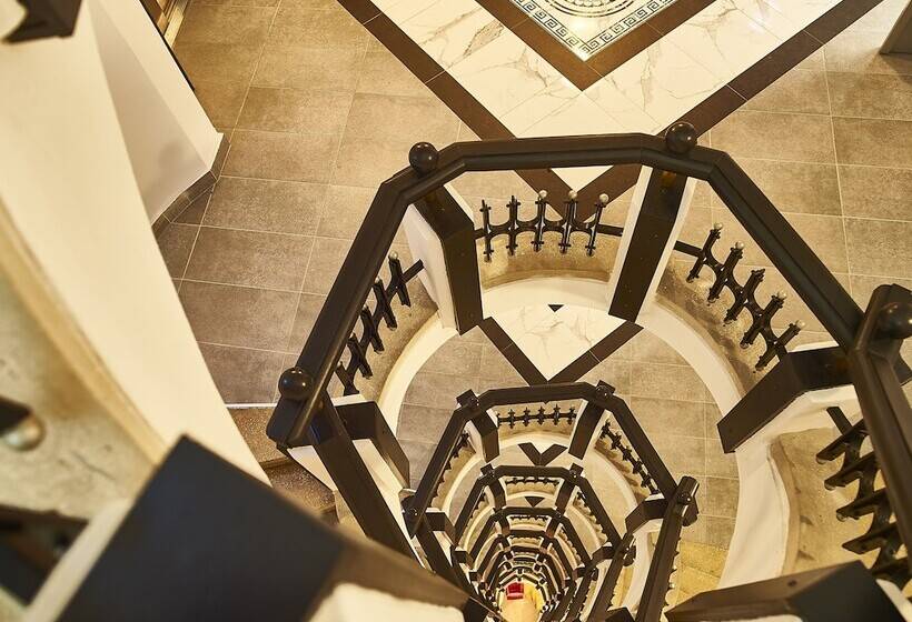 ホテル Continental Forum Tirgu Mures