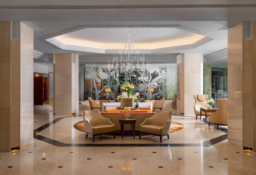 هتل Crowne Plaza Bucharest, An Ihg