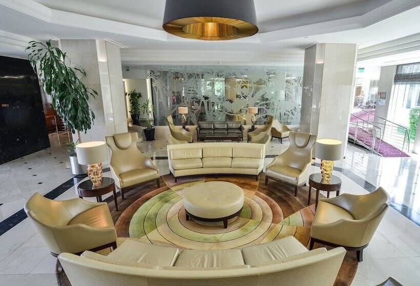 هتل Crowne Plaza Bucharest, An Ihg