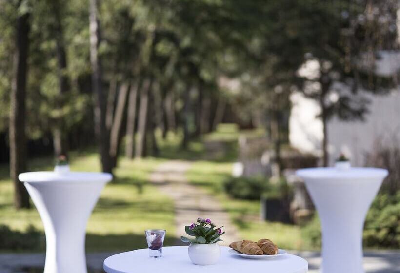 هتل Crowne Plaza Bucharest, An Ihg