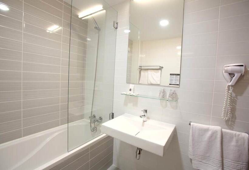 בית מלון כפרי Flora Monte Real