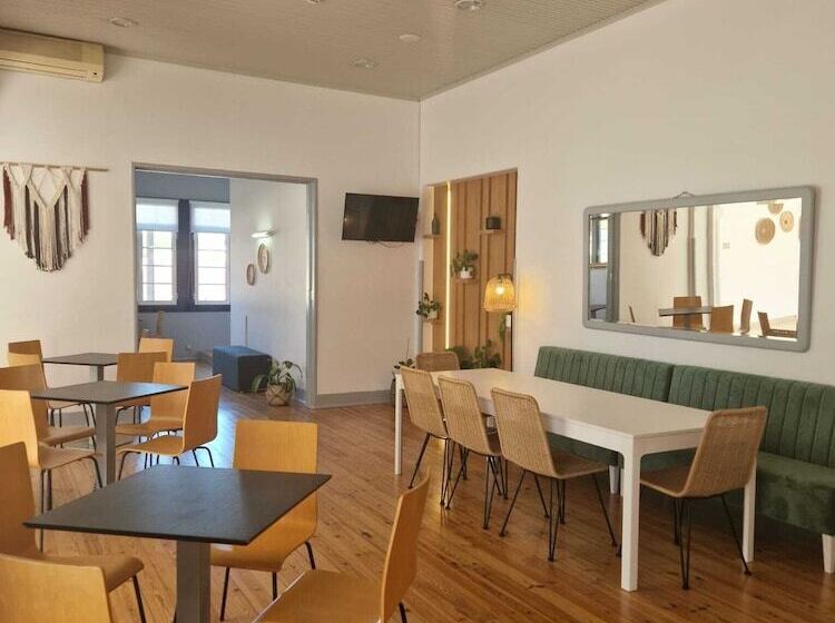 בית מלון כפרי Flora Monte Real