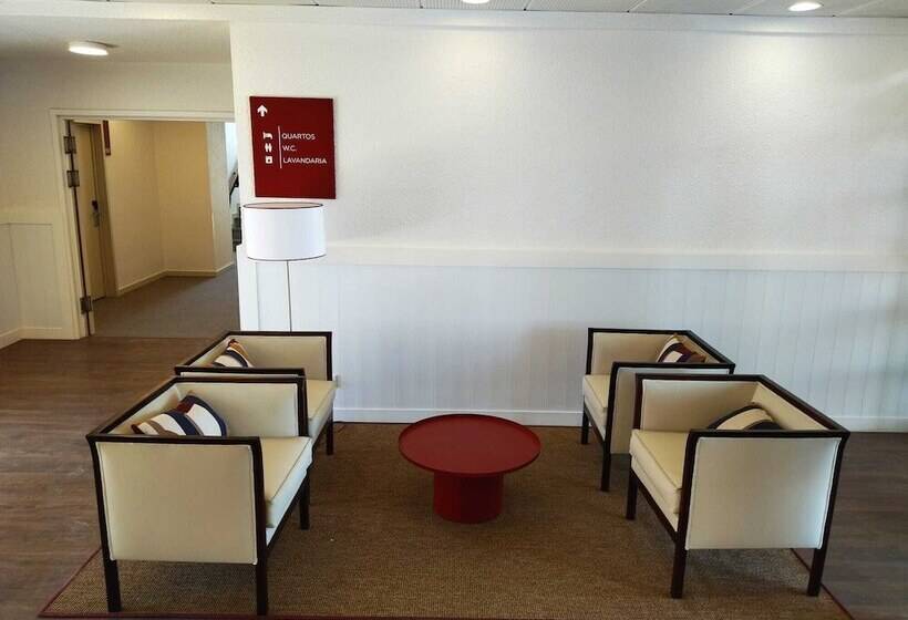 בית מלון כפרי Flag Lisboa Oeiras