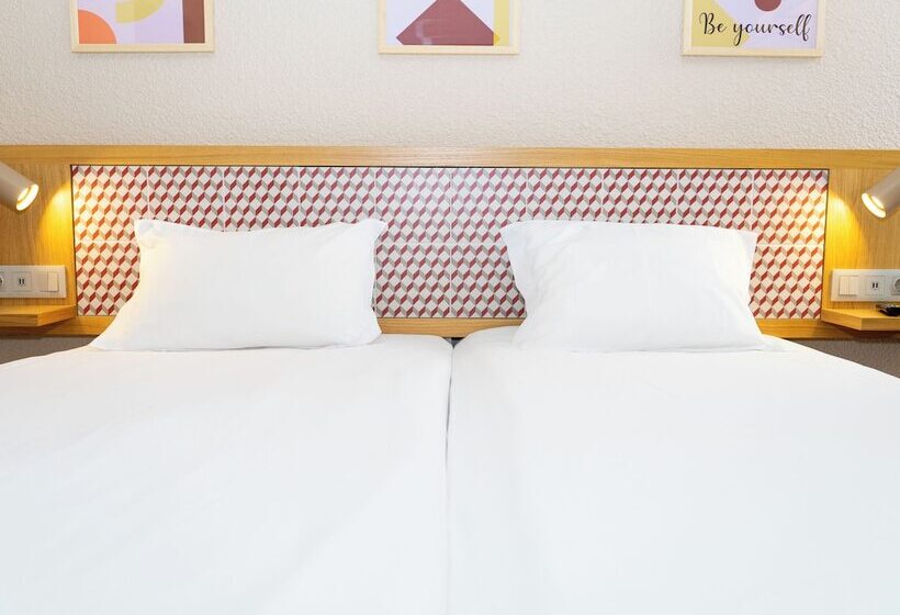 בית מלון כפרי Flag Lisboa Oeiras