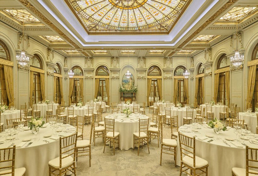 هتل Intercontinental Athenee Palace Bucharest, An Ihg