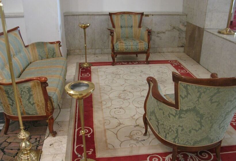 هتل Intourist Stavropol