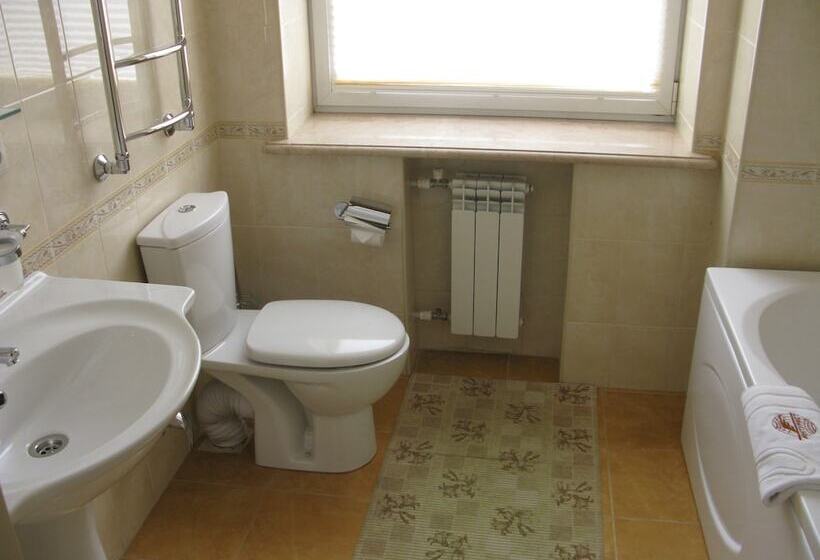 هتل Intourist Stavropol