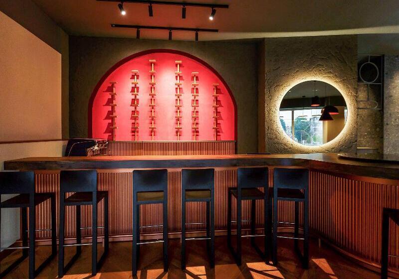 Отель Mercure Galati Centrum