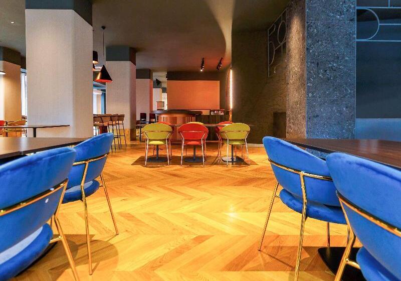 Отель Mercure Galati Centrum