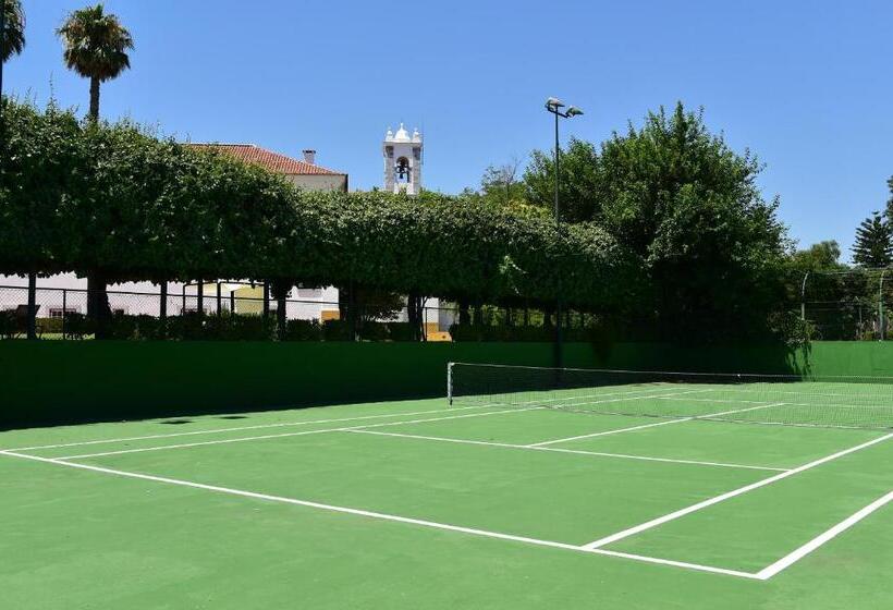 هتل Pousada Convento De Beja