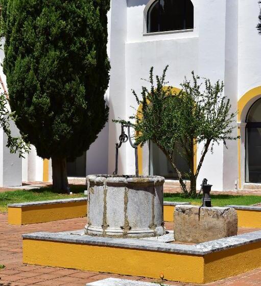ホテル Pousada Convento De Beja