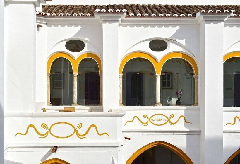 هتل Pousada Convento De Evora