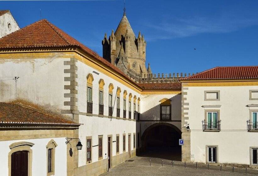 هتل Pousada Convento De Evora