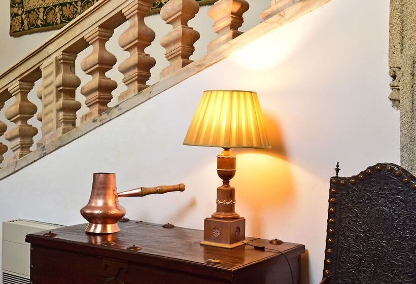 هتل Pousada Convento De Evora