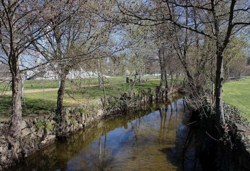 Отель Premium Chaves Aquae Flaviae