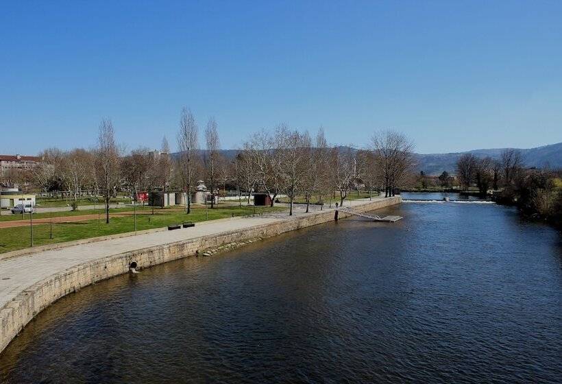 Отель Premium Chaves Aquae Flaviae